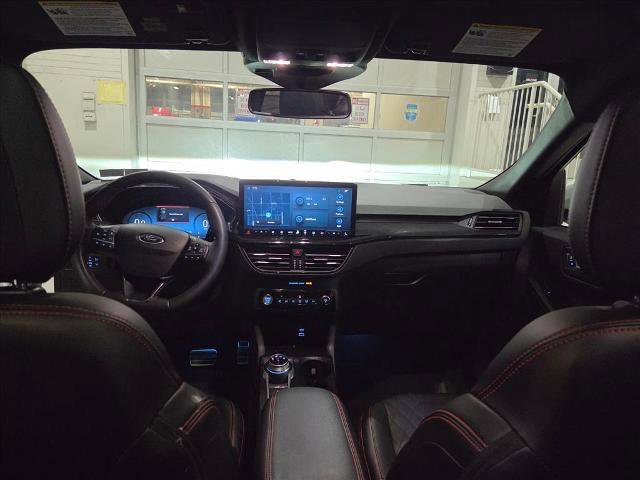 Used 2023 Ford Escape ST-Line Elite w/ Premium Technology Package image 16