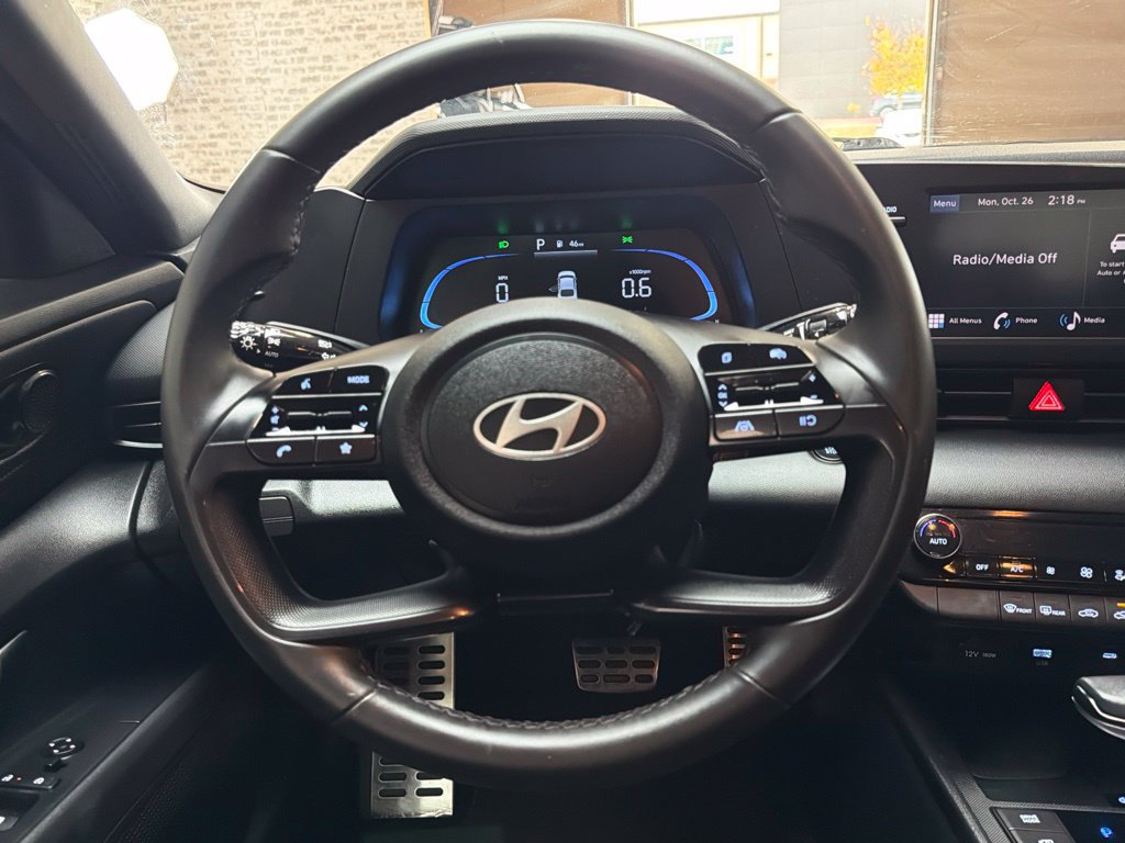 Certified 2025 Hyundai Elantra Sport FWD image 24