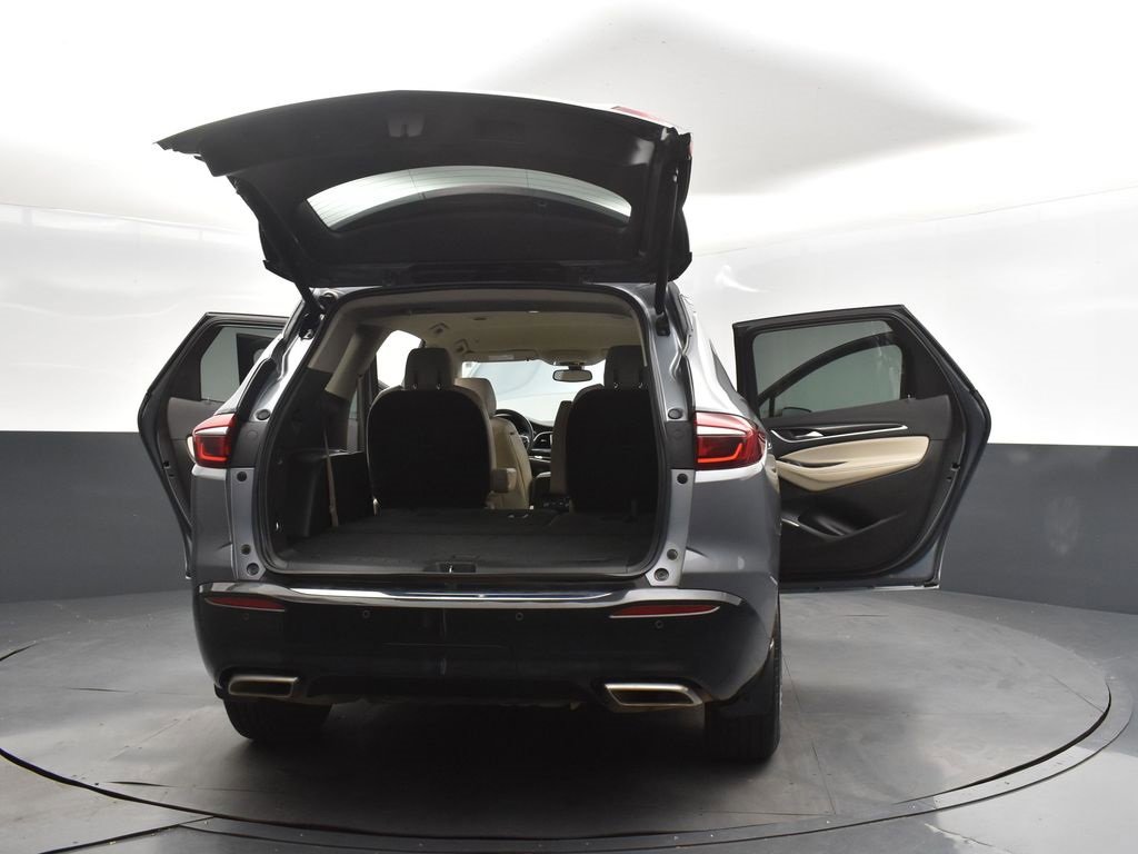 Used 2018 Buick Enclave Essence image 52