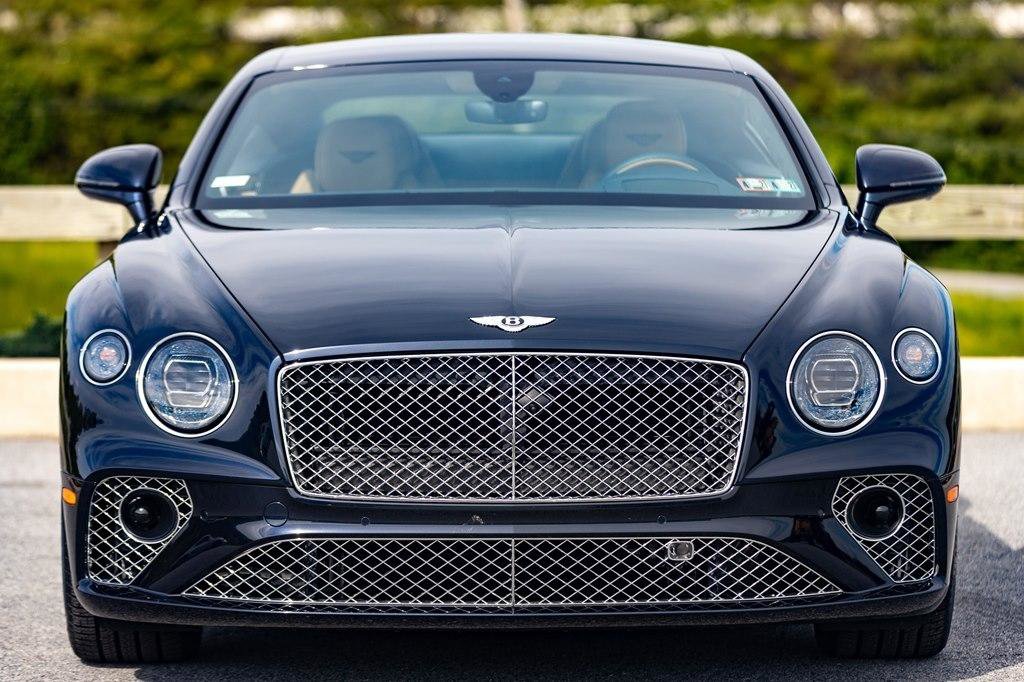 Used 2022 Bentley Continental GT AWD/4WD image 2