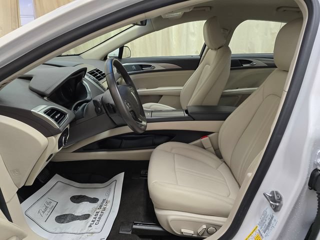 Used 2020 Lincoln MKZ AWD image 14