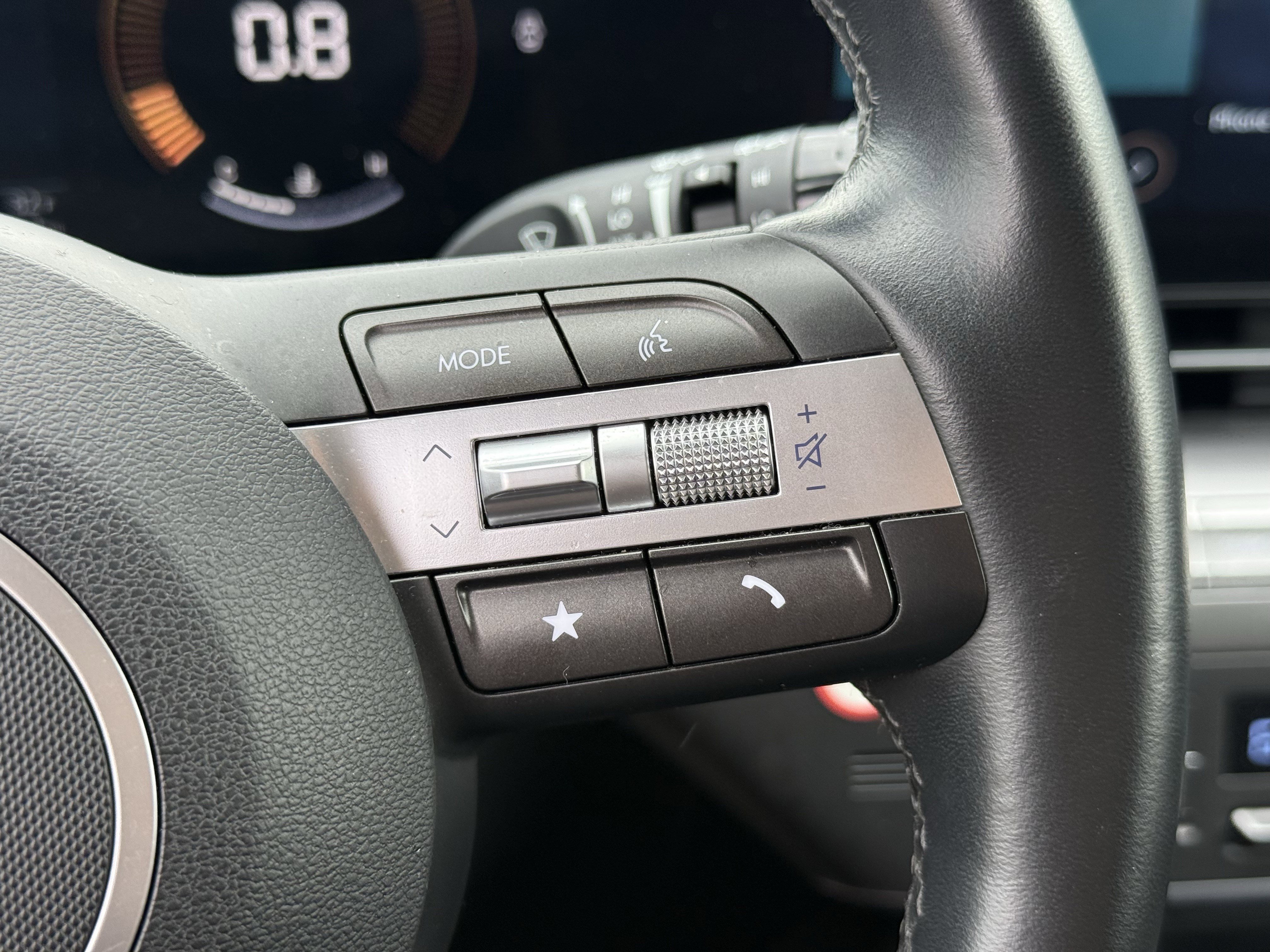 Used 2025 Hyundai Kona SEL AWD/4WD image 18