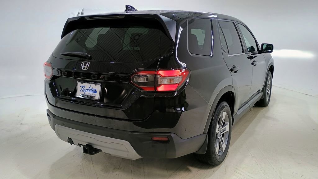 Used 2023 Honda Pilot EX-L image 6