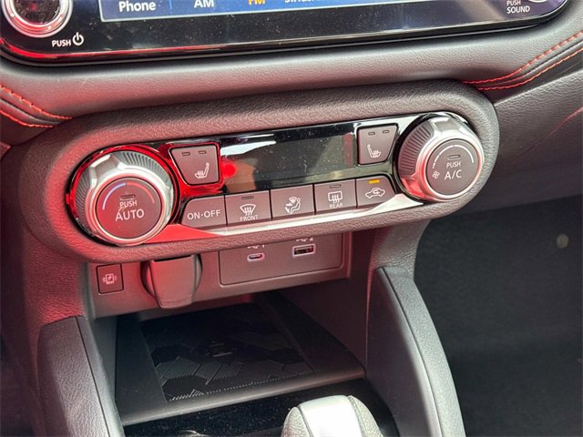 New 2025 Nissan Versa SR w/ Trunk Package image 27