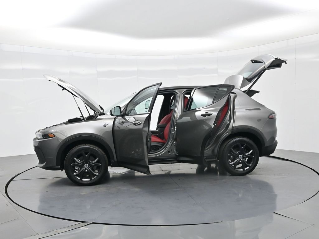 Used 2023 Dodge Hornet GT Plus w/ GT Blacktop Package image 34