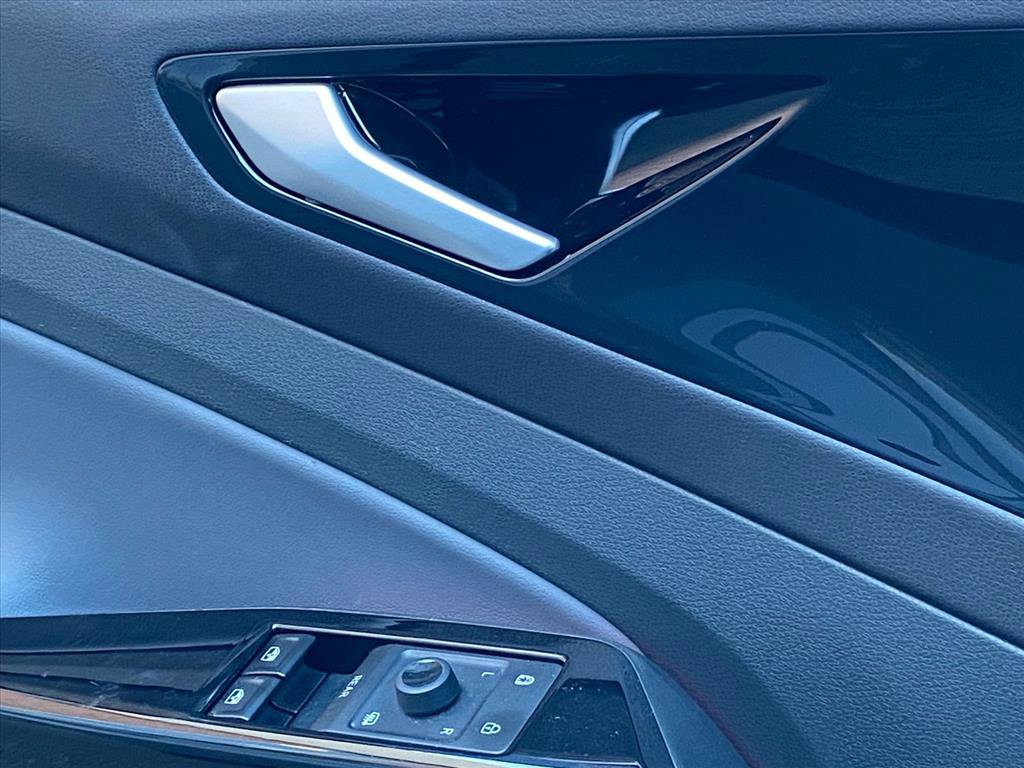 Certified 2022 Volkswagen ID.4 Pro S image 16
