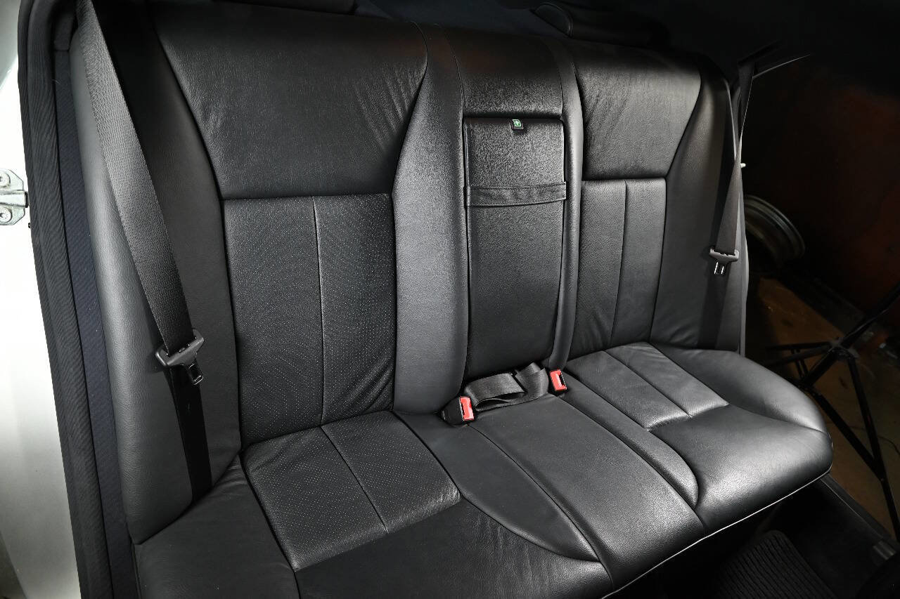 Used 1997 Mercedes-Benz E 420 image 33