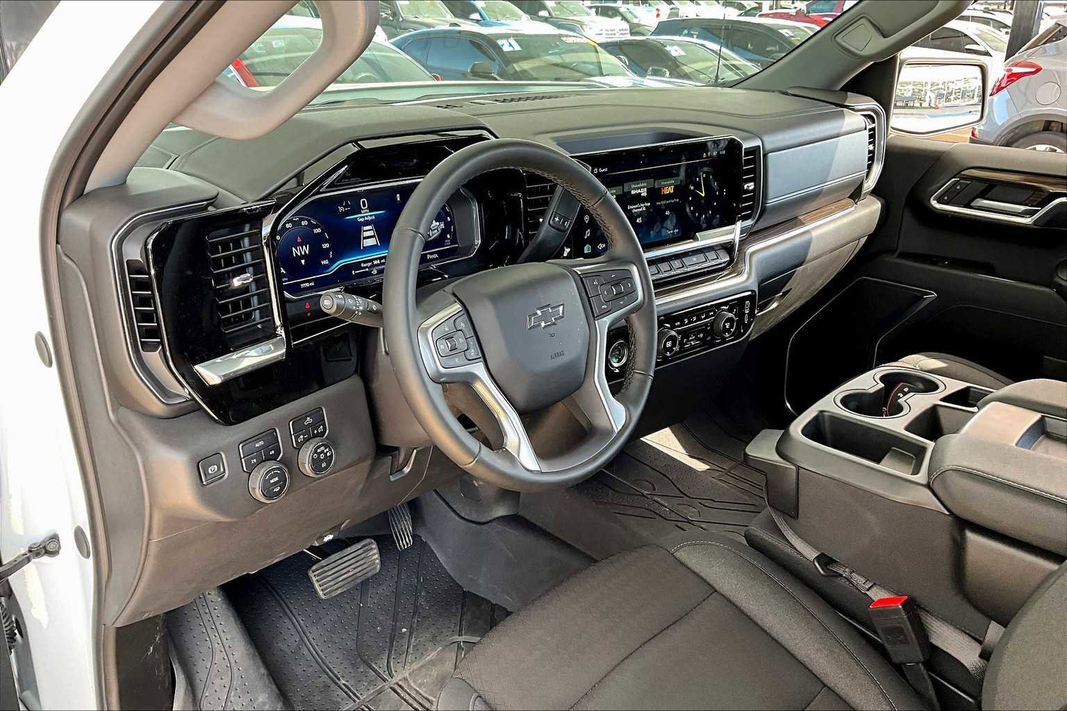 Certified 2024 Chevrolet Silverado 1500 RST w/ LPO, Dark Essentials Package image 18