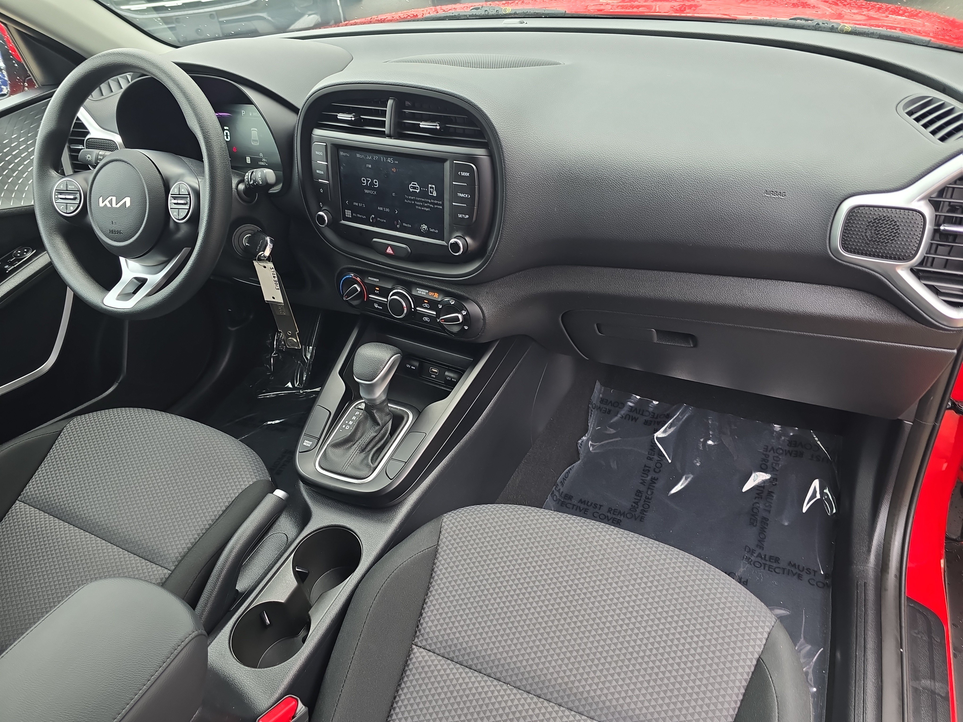 Certified 2025 Kia Soul LX FWD image 11