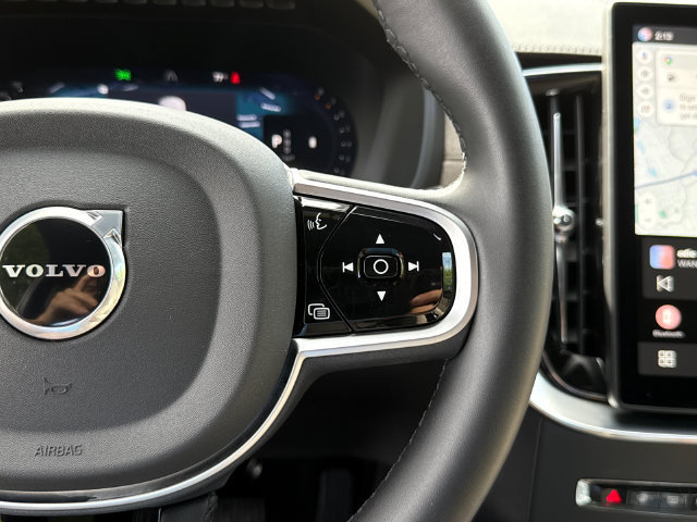 Certified 2026 Volvo XC90 B6 Plus AWD/4WD image 13
