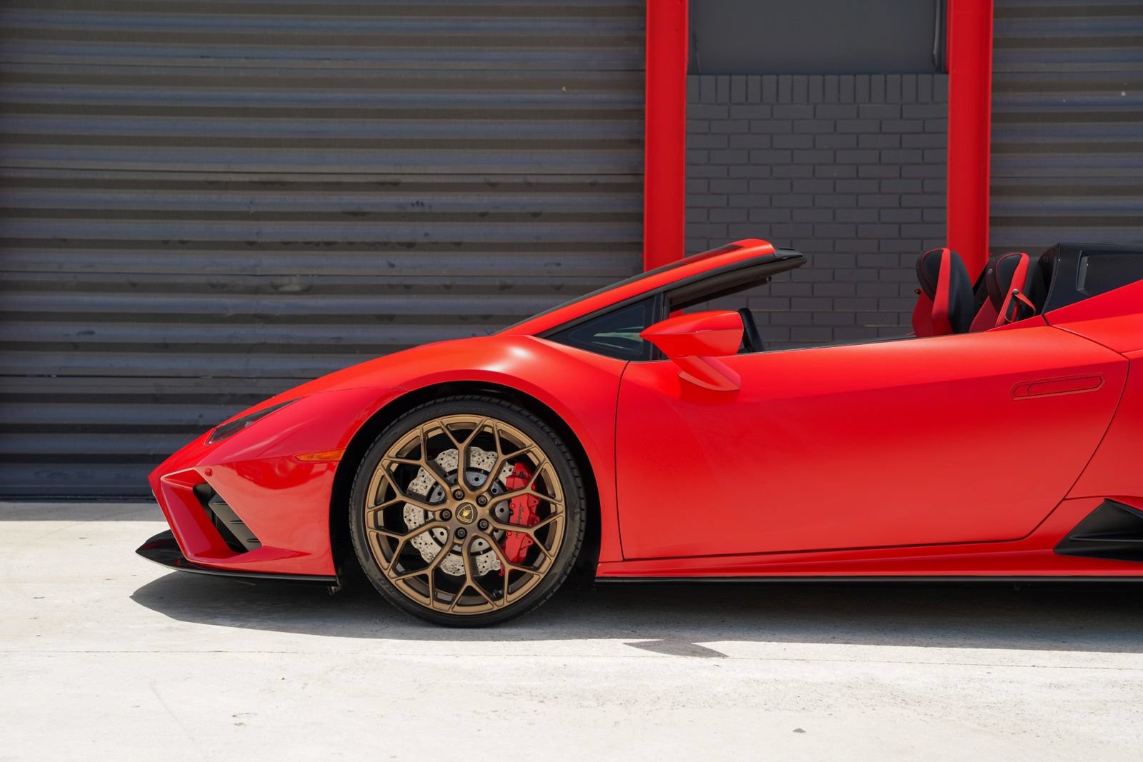 Used 2022 Lamborghini Huracan EVO RWD image 6