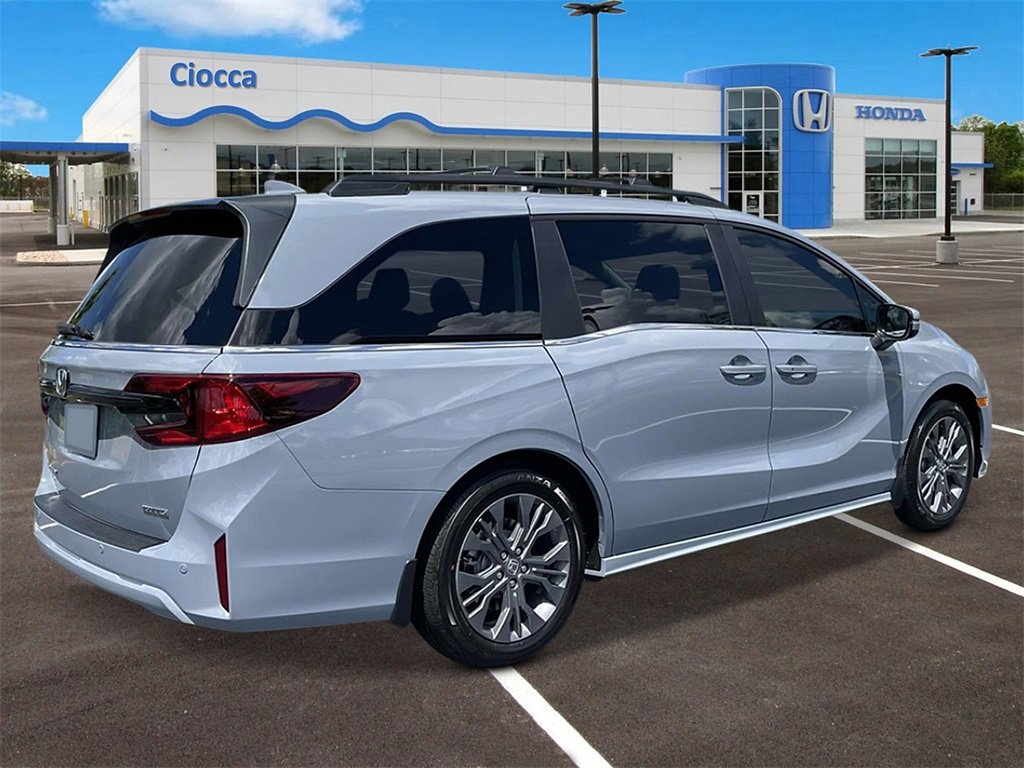 New 2026 Honda Odyssey Touring image 5