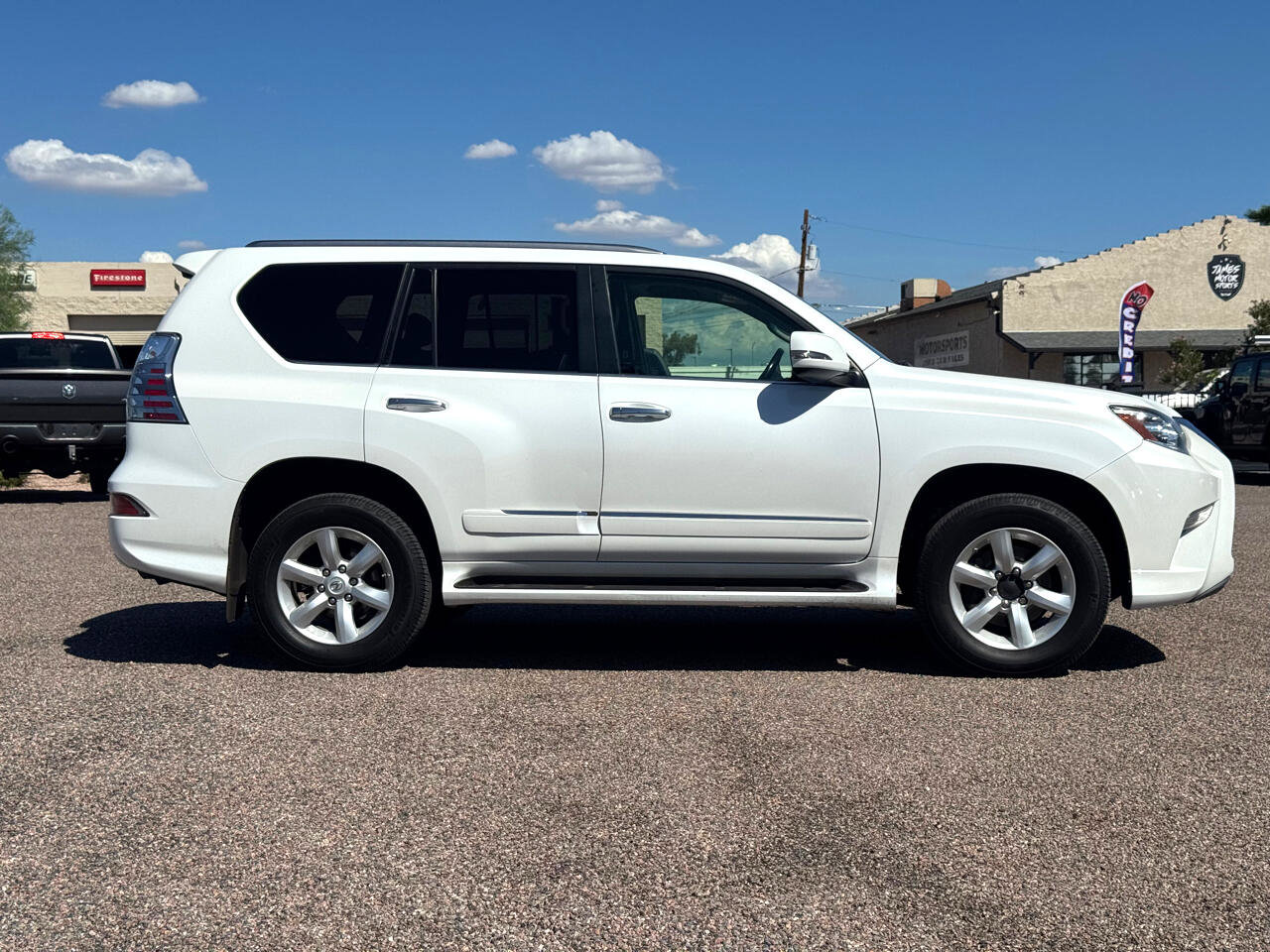 Used 2017 Lexus GX 460 image 8