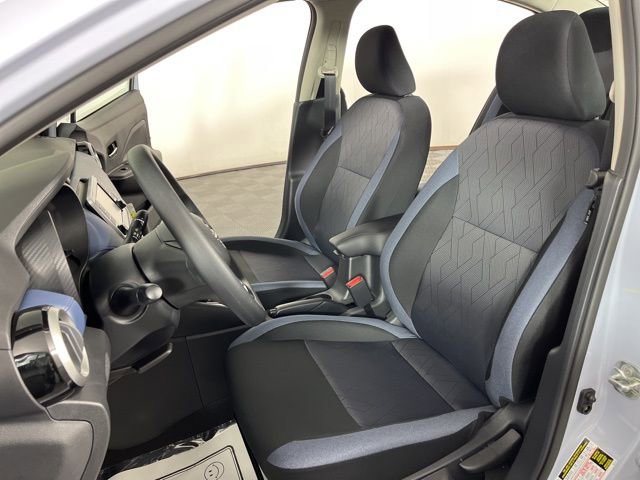 New 2025 Nissan Versa SV w/ Trunk Package image 18