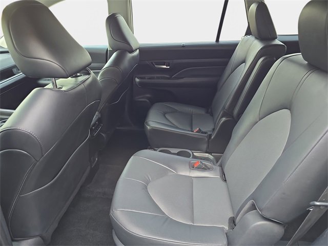 Used 2024 Toyota Grand Highlander XLE image 18