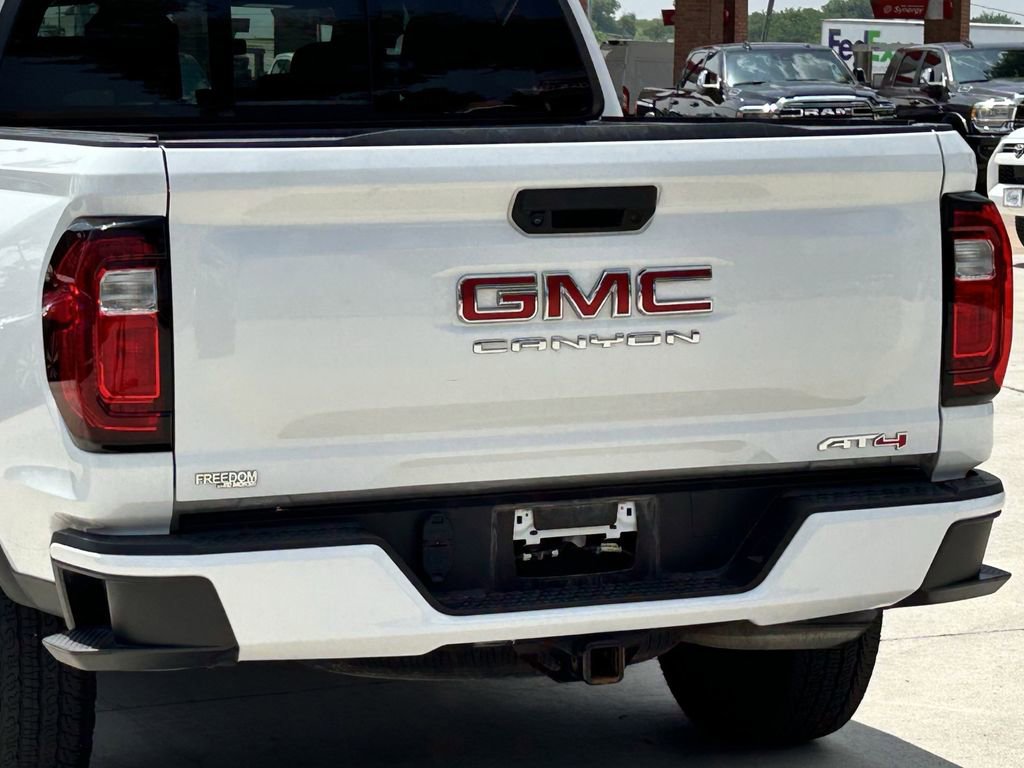 Used 2024 GMC Canyon AT4 AWD/4WD image 6