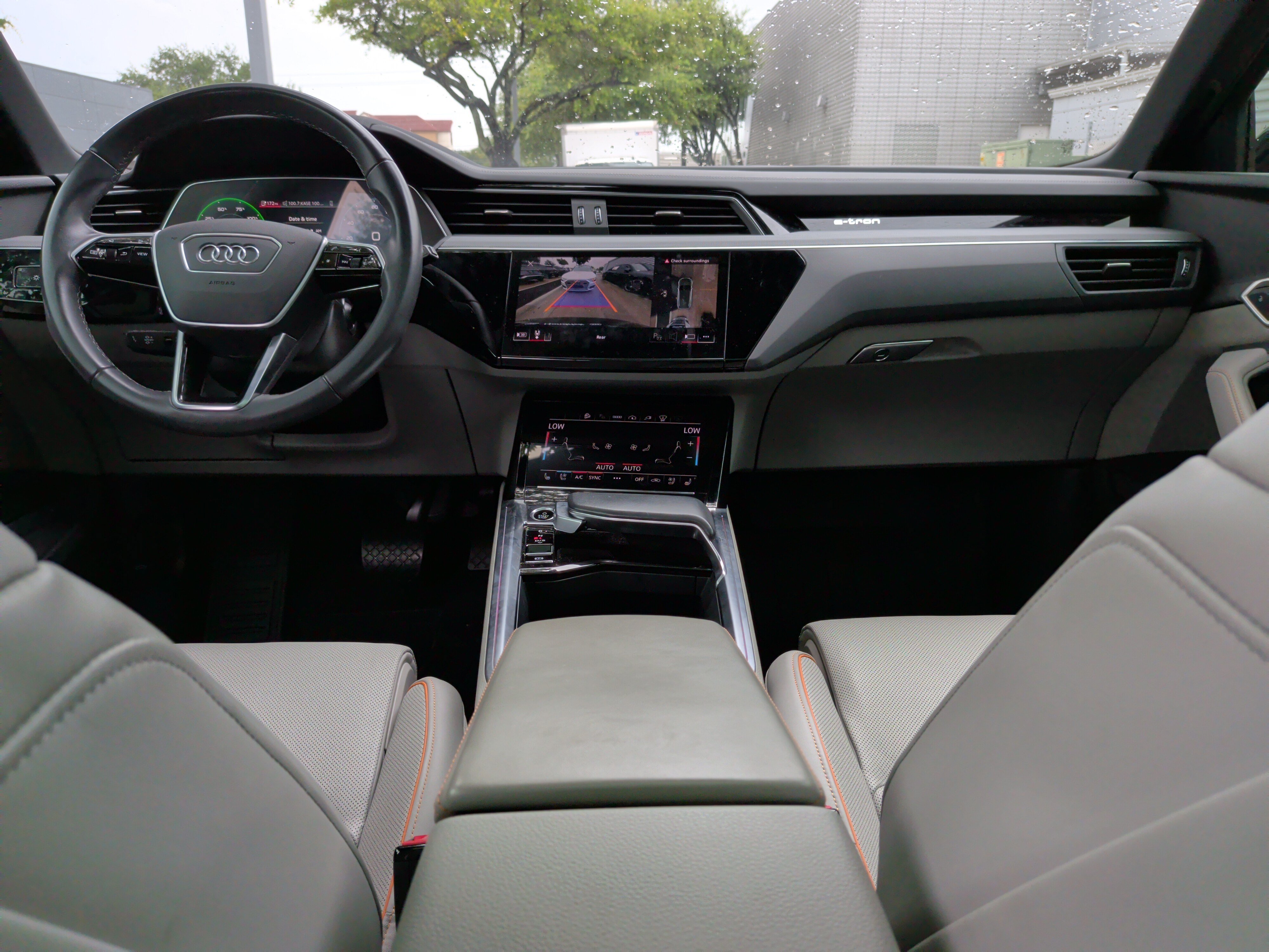 Used 2024 Audi Q8 e-tron Prestige w/ Prestige Package AWD/4WD image 30