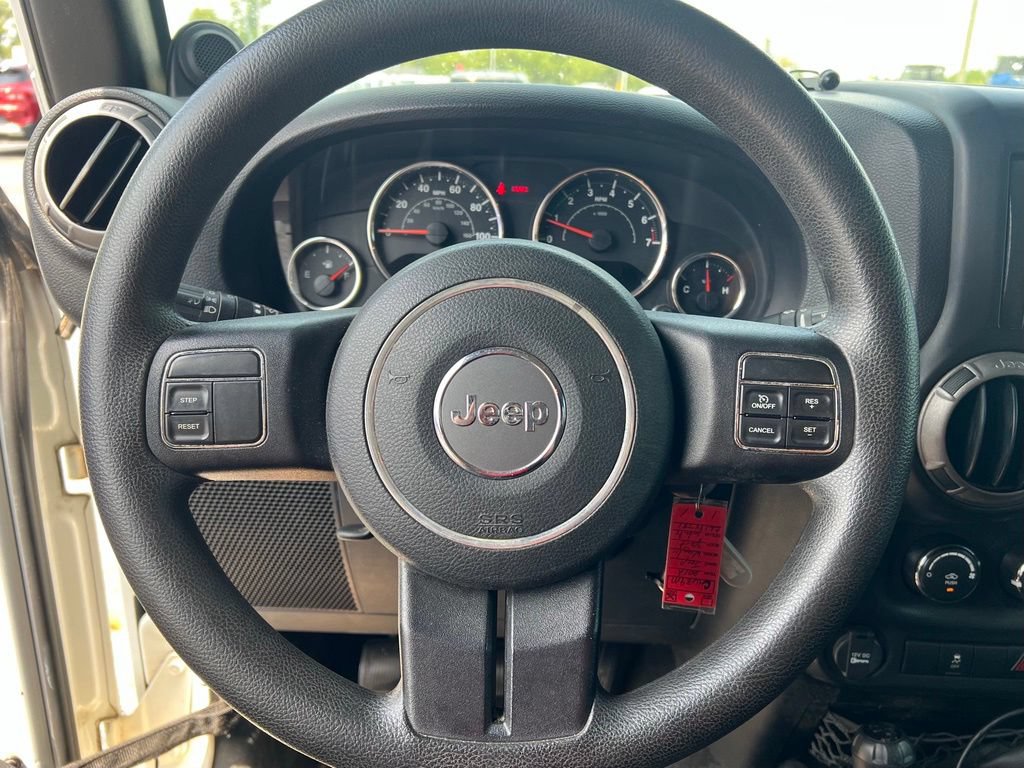 Used 2012 Jeep Wrangler Unlimited Sport AWD/4WD image 10