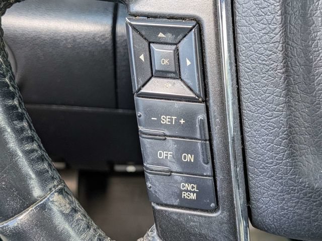 Used 2016 Lincoln Navigator Select RWD image 25