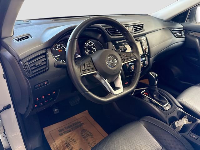 Used 2018 Nissan Rogue SL w/ Premium Package image 10
