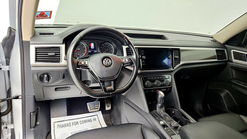 Used 2018 Volkswagen Atlas SEL w/ R-Line Package AWD/4WD image 12