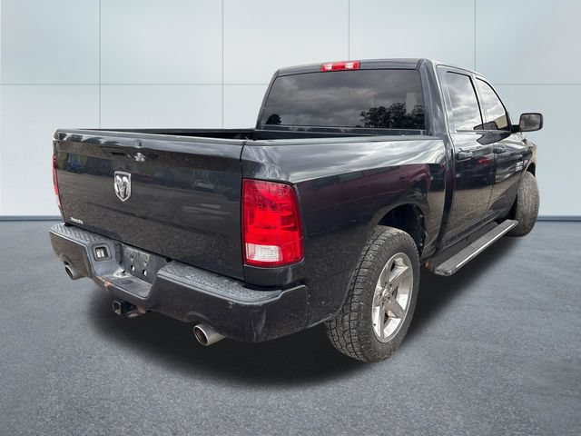 Used 2016 RAM 1500 Express RWD image 4