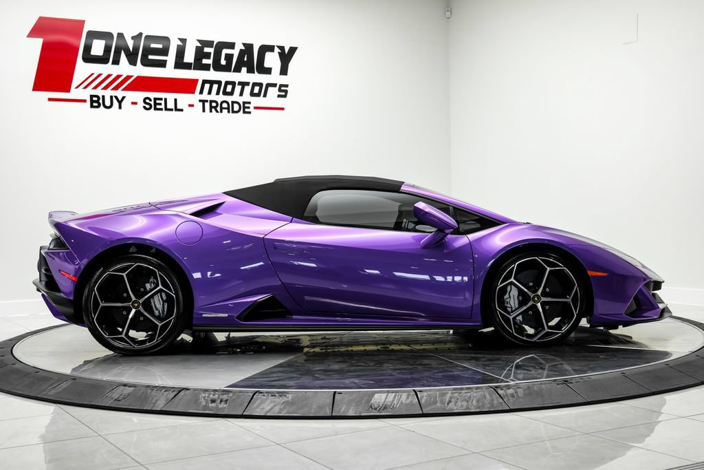 Used 2024 Lamborghini Huracan EVO AWD/4WD image 8