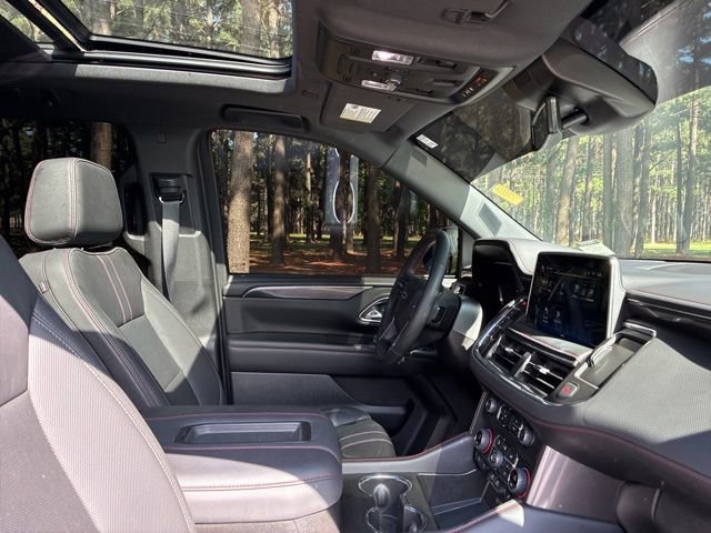Used 2023 Chevrolet Suburban RST w/ Luxury Package AWD/4WD image 22