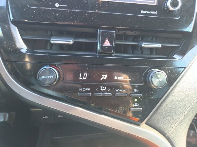 Used 2021 Toyota Camry SE w/ Cold Weather Package AWD/4WD image 8