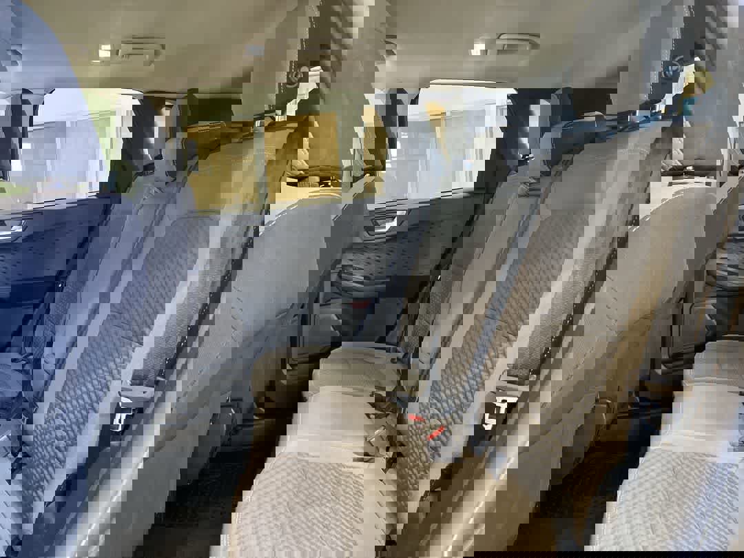 Used 2020 Ford Escape SE image 21