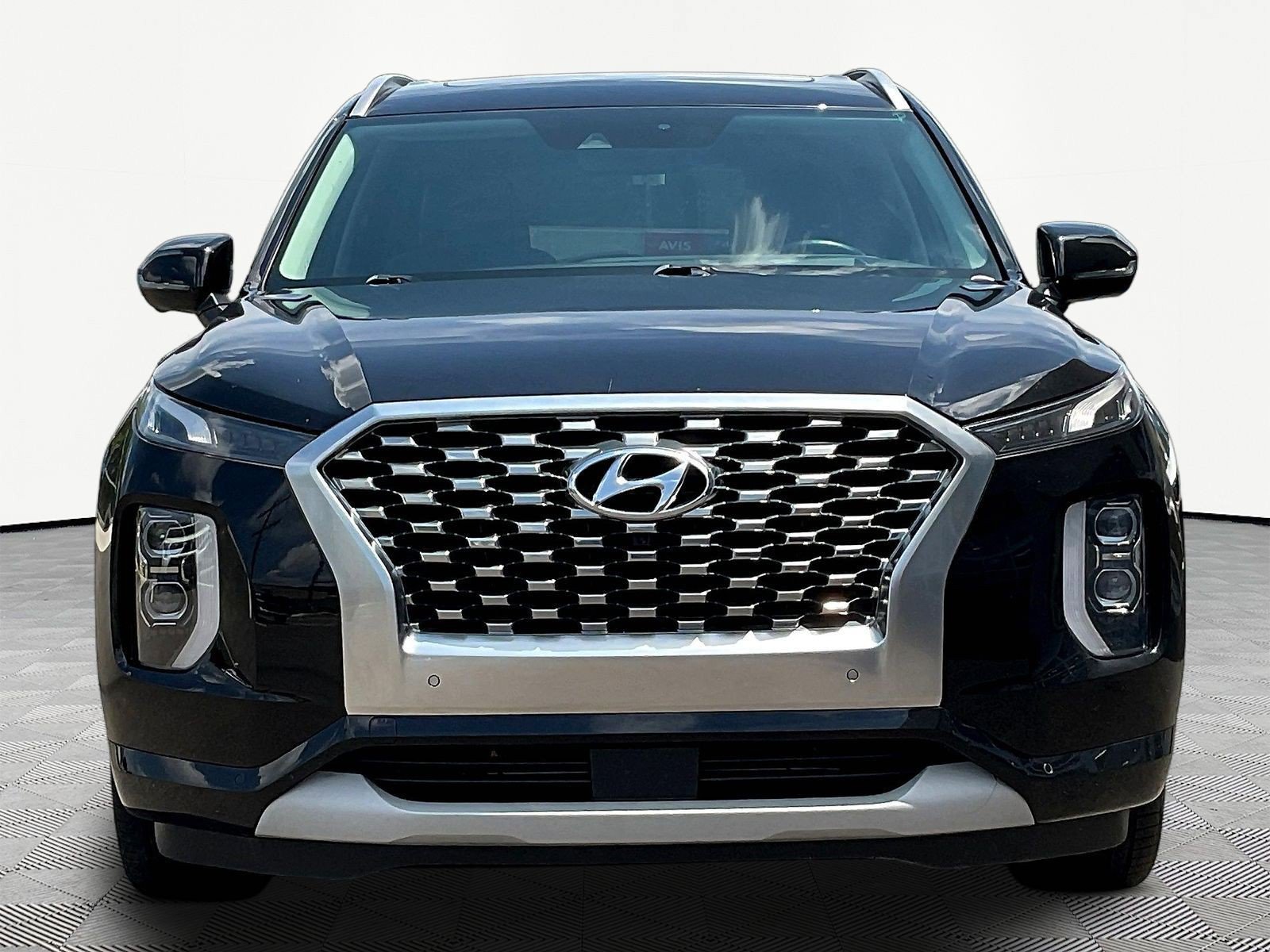 Used 2021 Hyundai Palisade Limited w/ Cargo Package AWD/4WD image 2