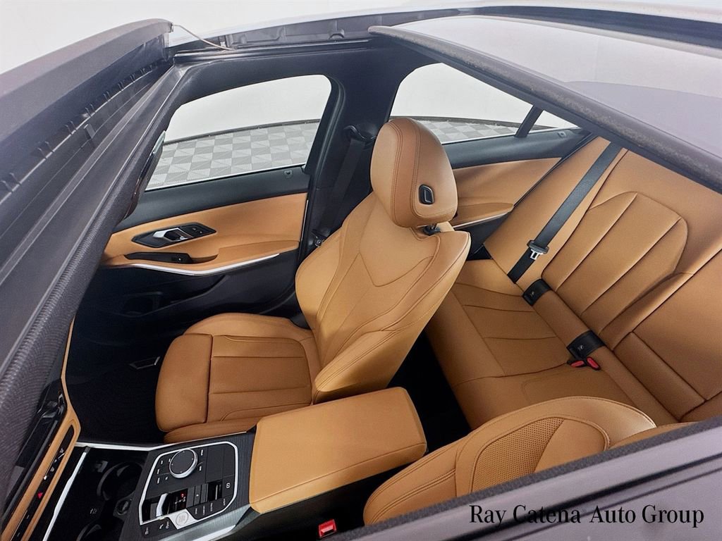 Used 2025 BMW 330i xDrive Sedan w/ Convenience Package image 22