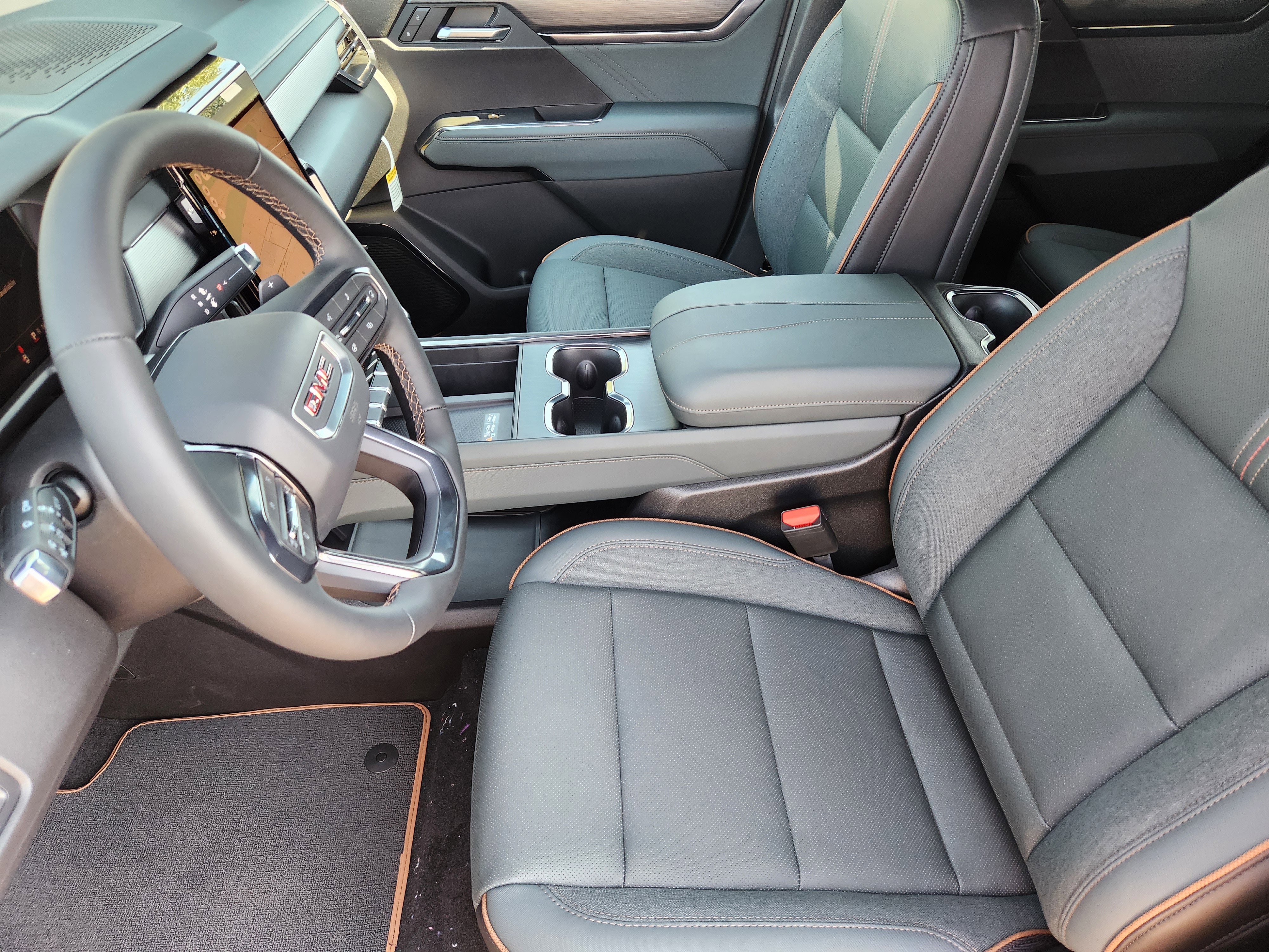 New 2026 GMC Acadia AT4 image 9