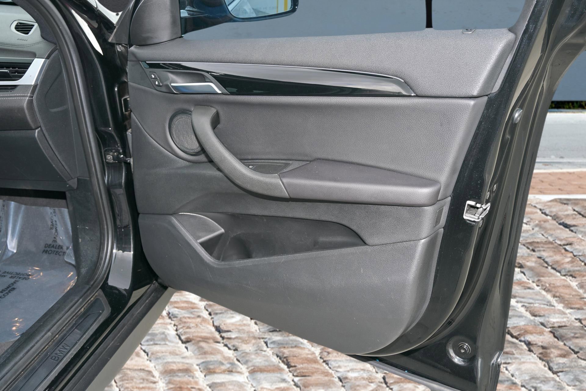 Used 2022 BMW X2 sDrive28i w/ Convenience Package image 18