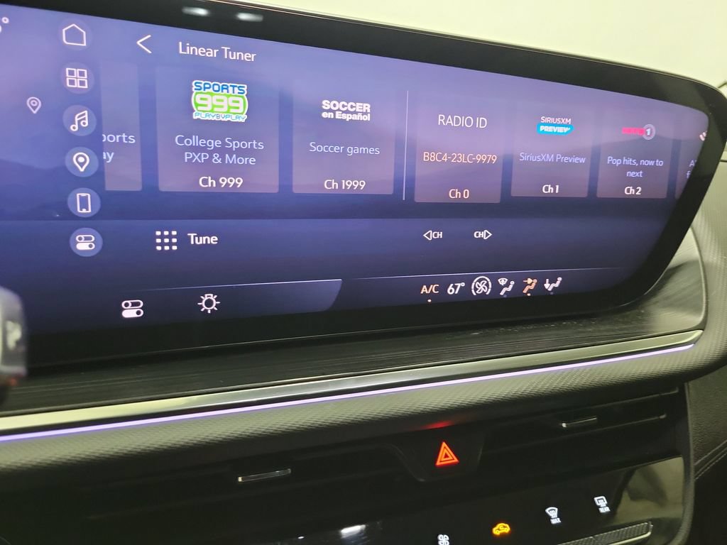 Used 2024 Buick Envision Preferred AWD/4WD image 27