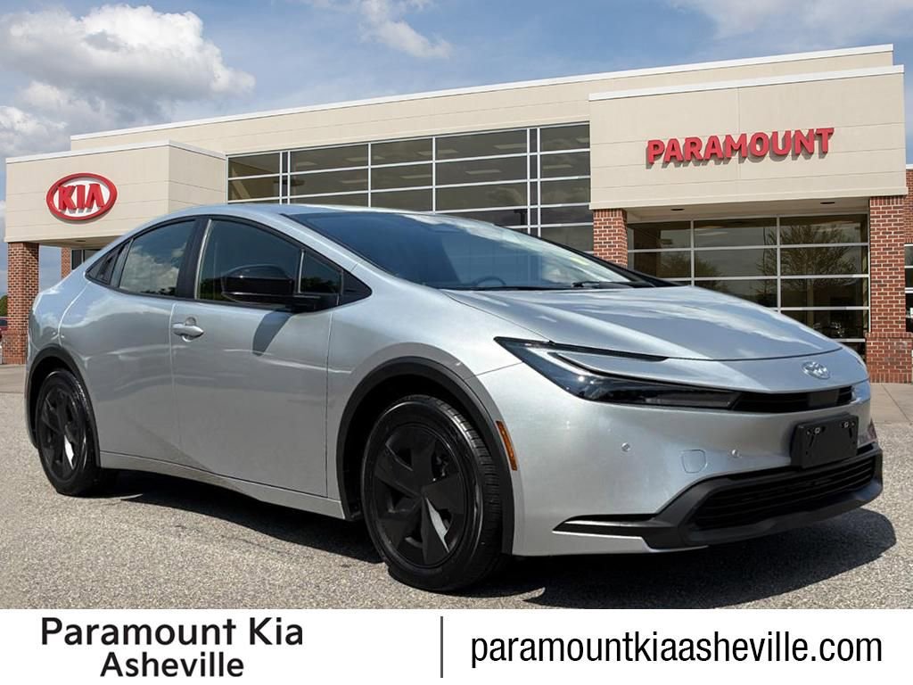 Used 2024 Toyota Prius LE