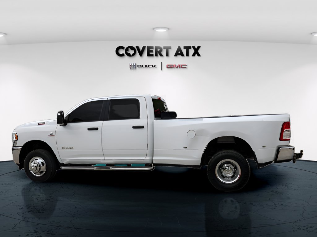 Used 2023 RAM 3500 Big Horn w/ Level 1 Equipment Group AWD/4WD image 4