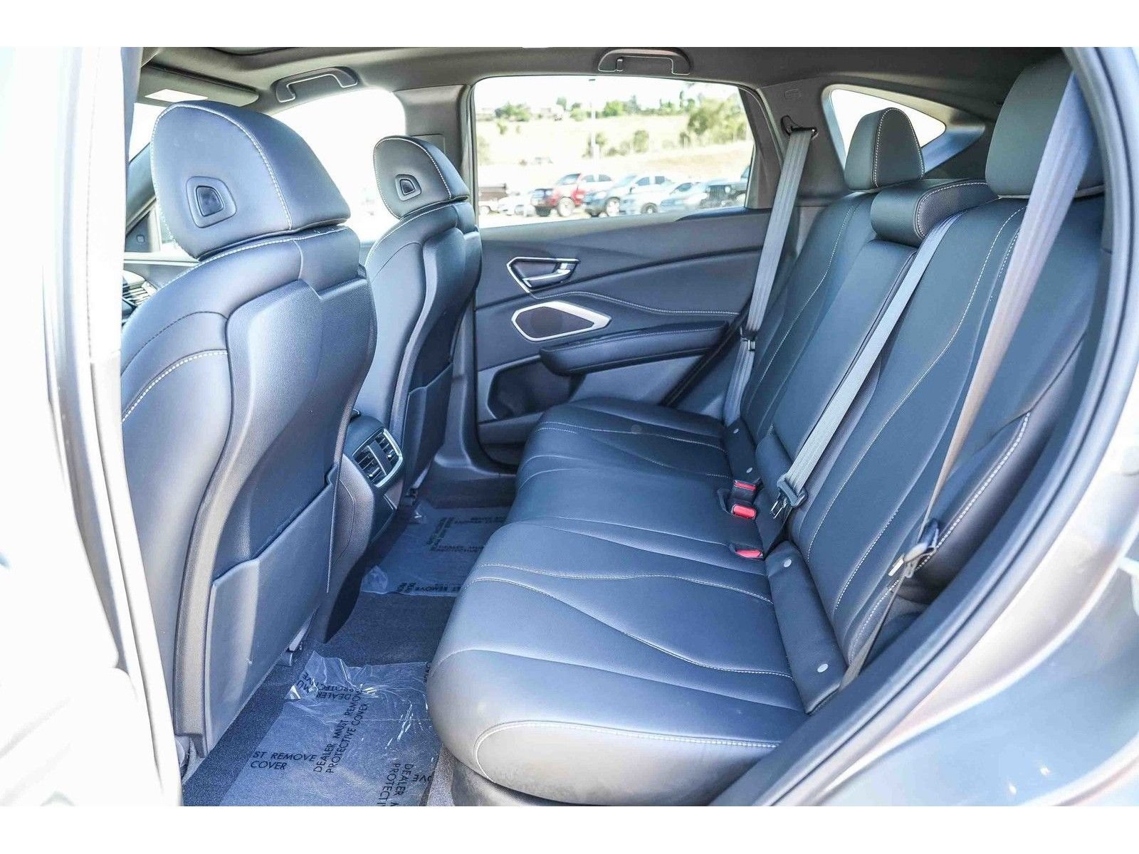 Used 2025 Acura RDX SH-AWD image 18