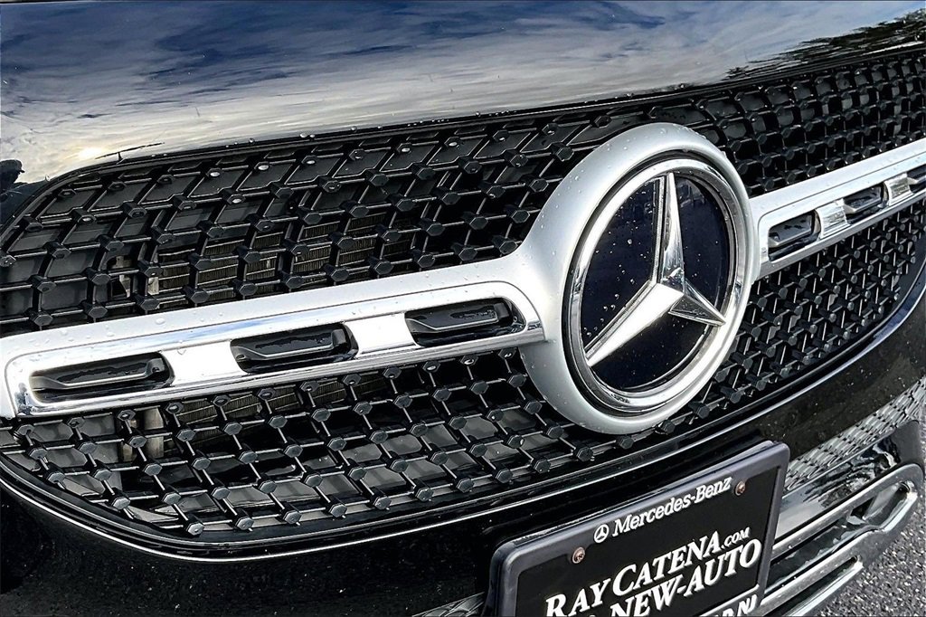 Used 2022 Mercedes-Benz GLA 250 4MATIC image 30