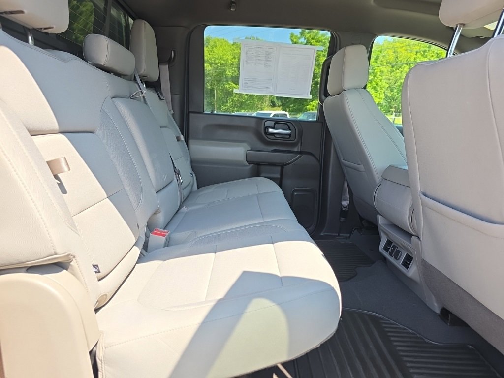 Used 2023 Chevrolet Silverado 2500 LT w/ Convenience Package image 18