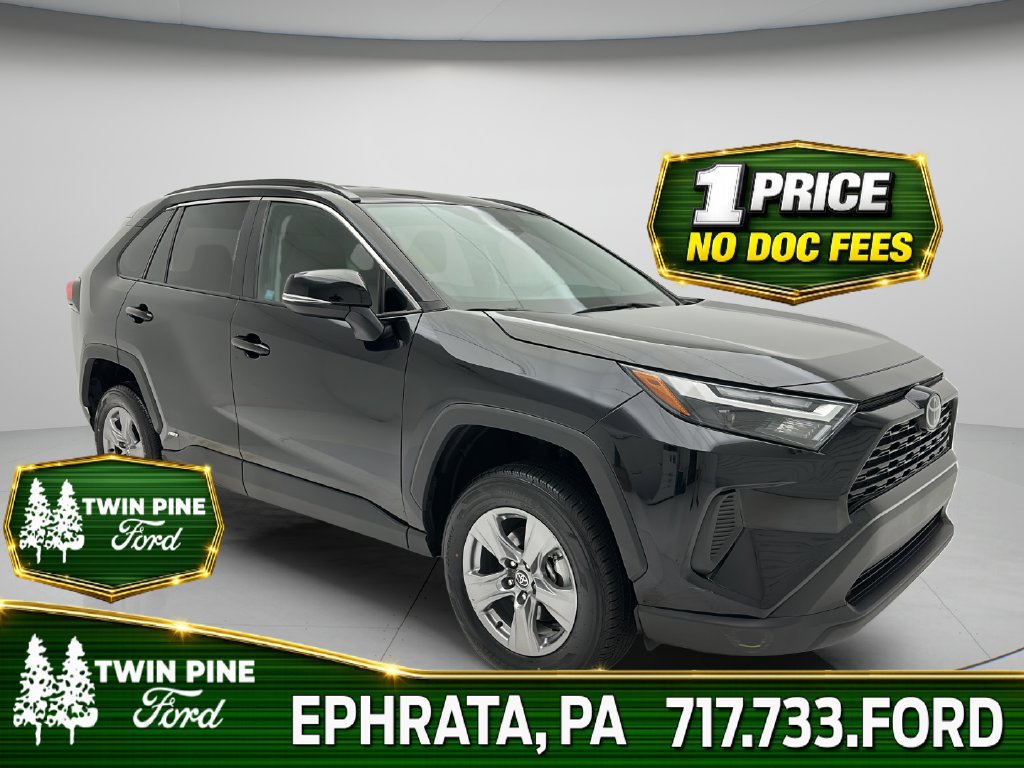 Used 2025 Toyota RAV4 XLE