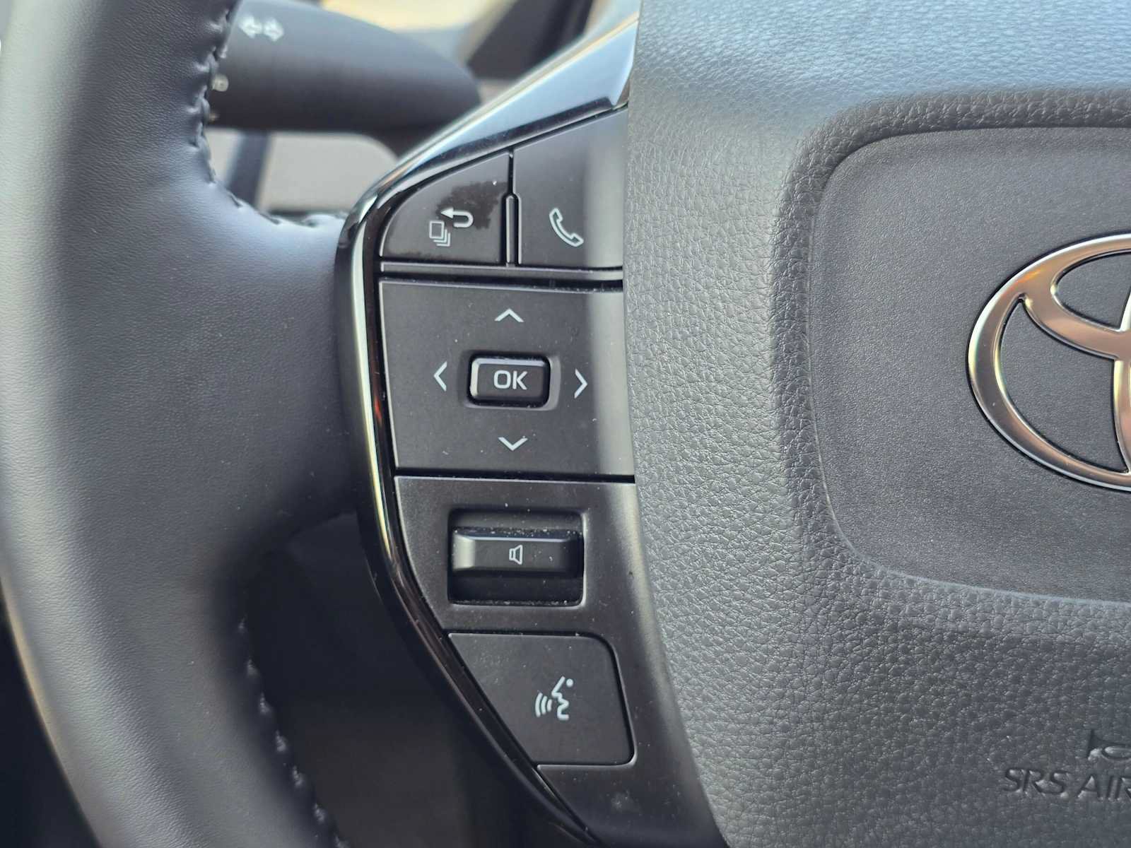 Certified 2026 Toyota Prius XLE FWD image 29