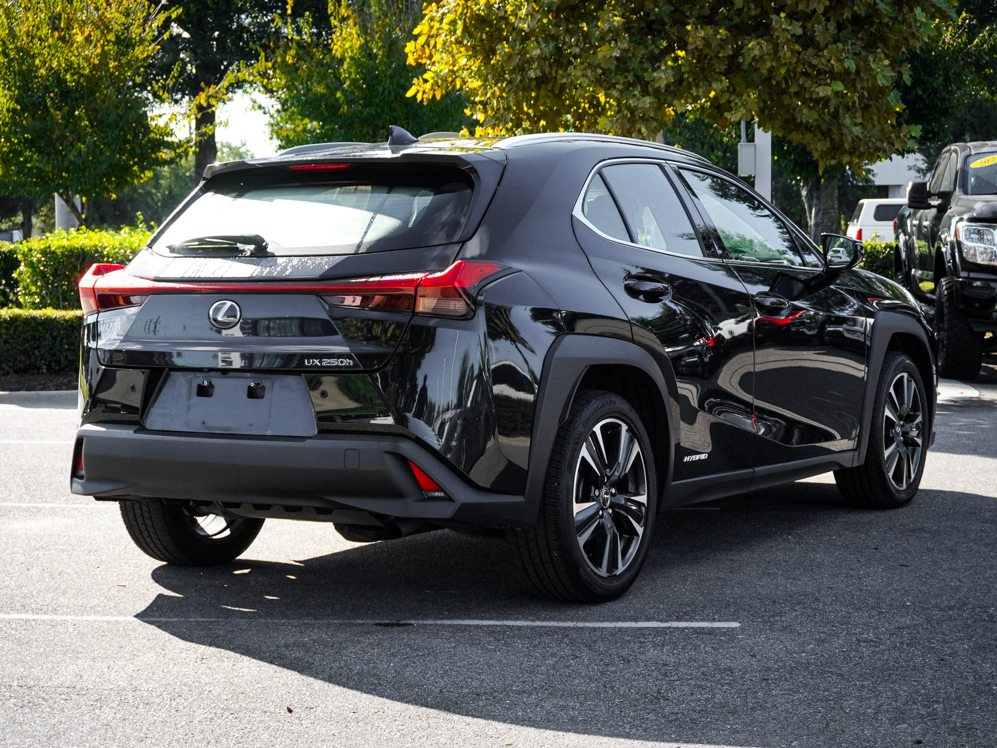 Used 2021 Lexus UX 250h w/ Premium Package AWD/4WD image 10
