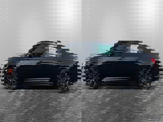 New 2026 Cadillac CT5 V image 2