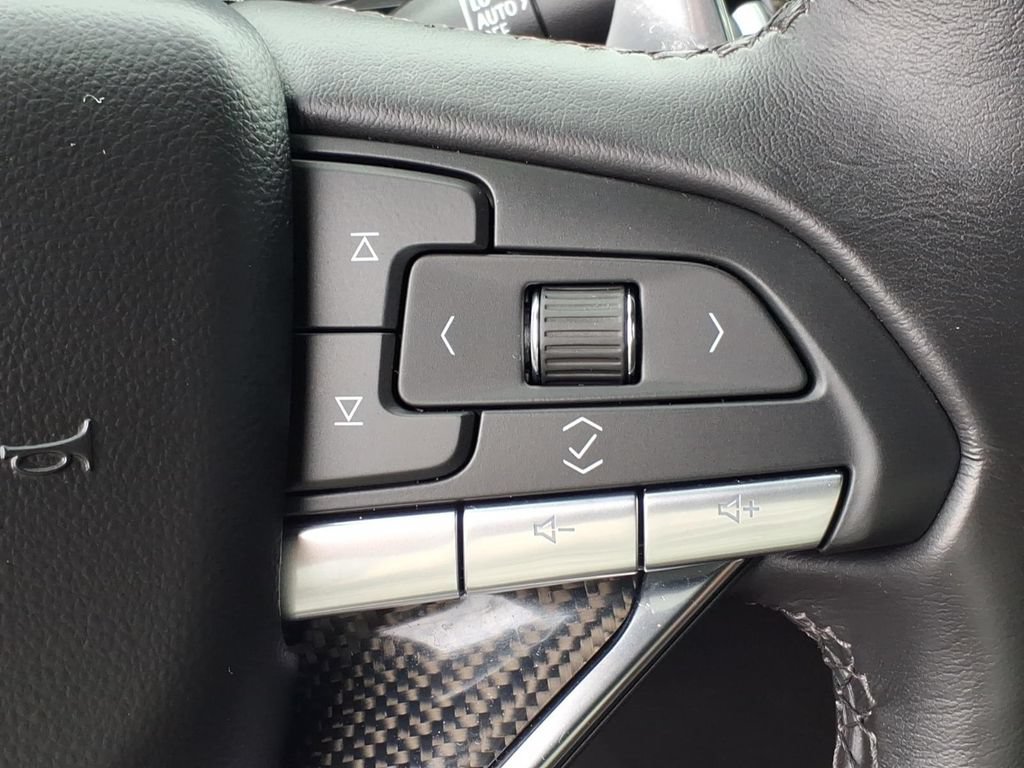 Used 2024 Cadillac XT6 Sport w/ Technology Package AWD/4WD image 12