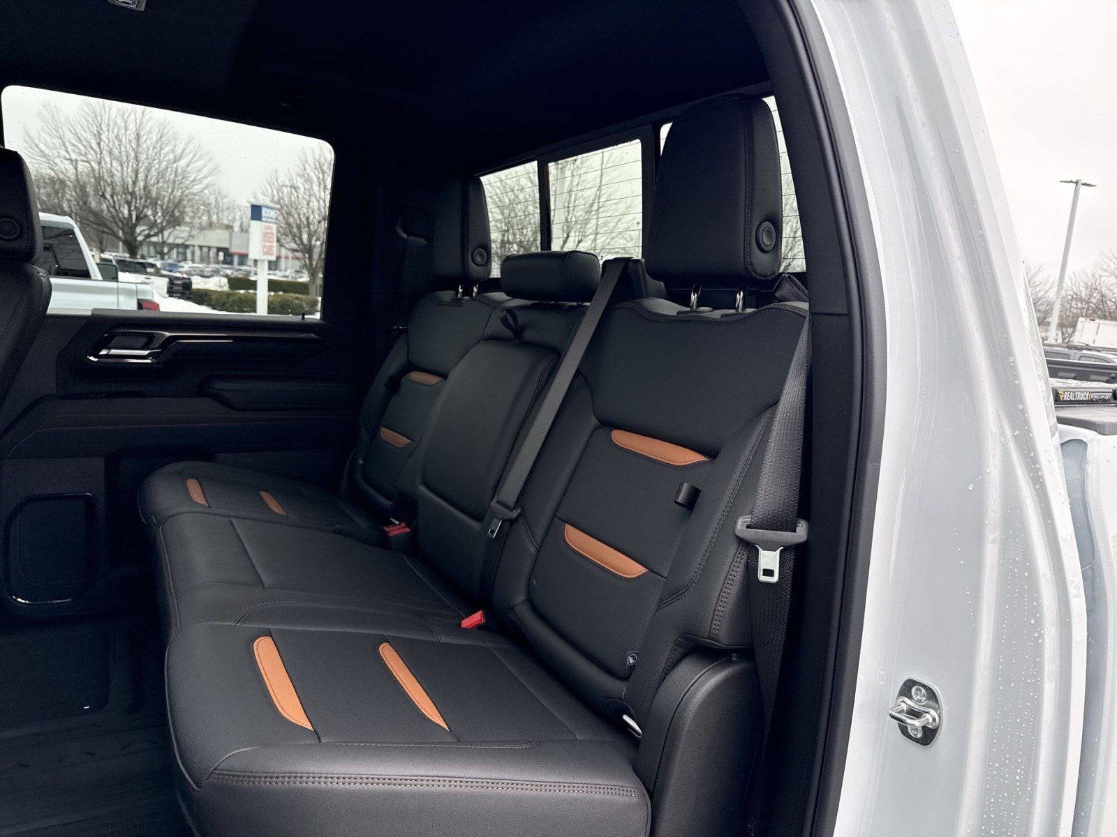 Used 2025 GMC Sierra 2500 AT4 w/ AT4 Premium Plus Package image 22