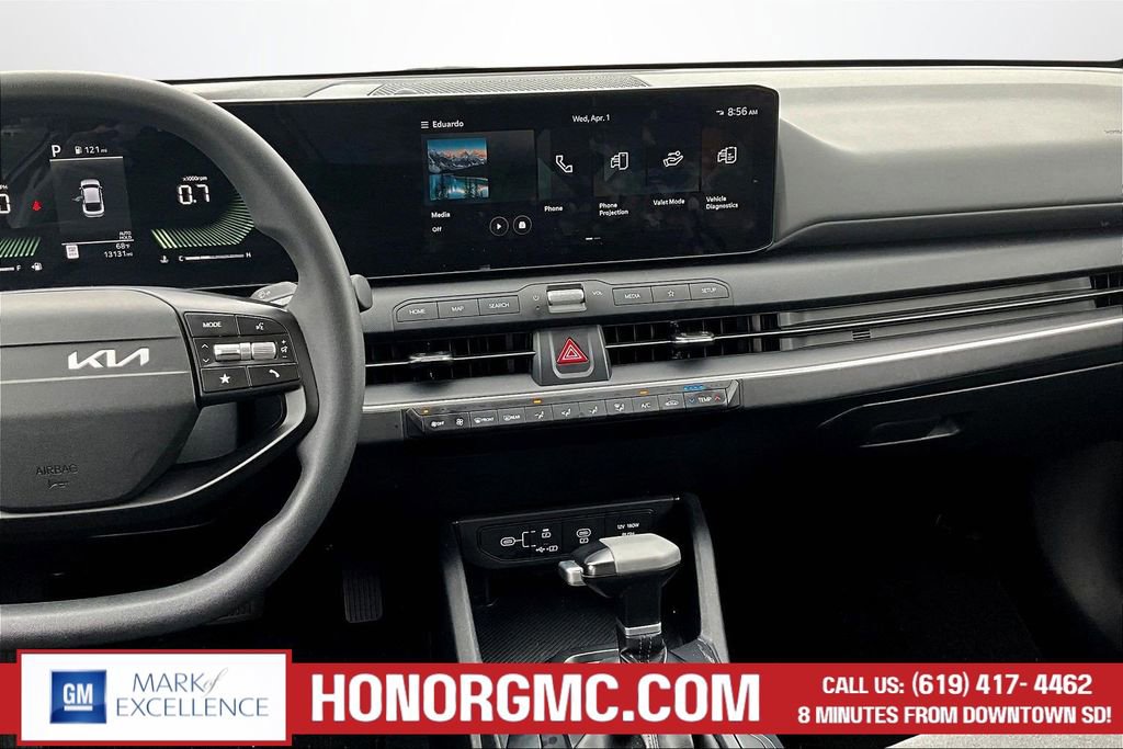 Used 2025 Kia K4 LXS image 9