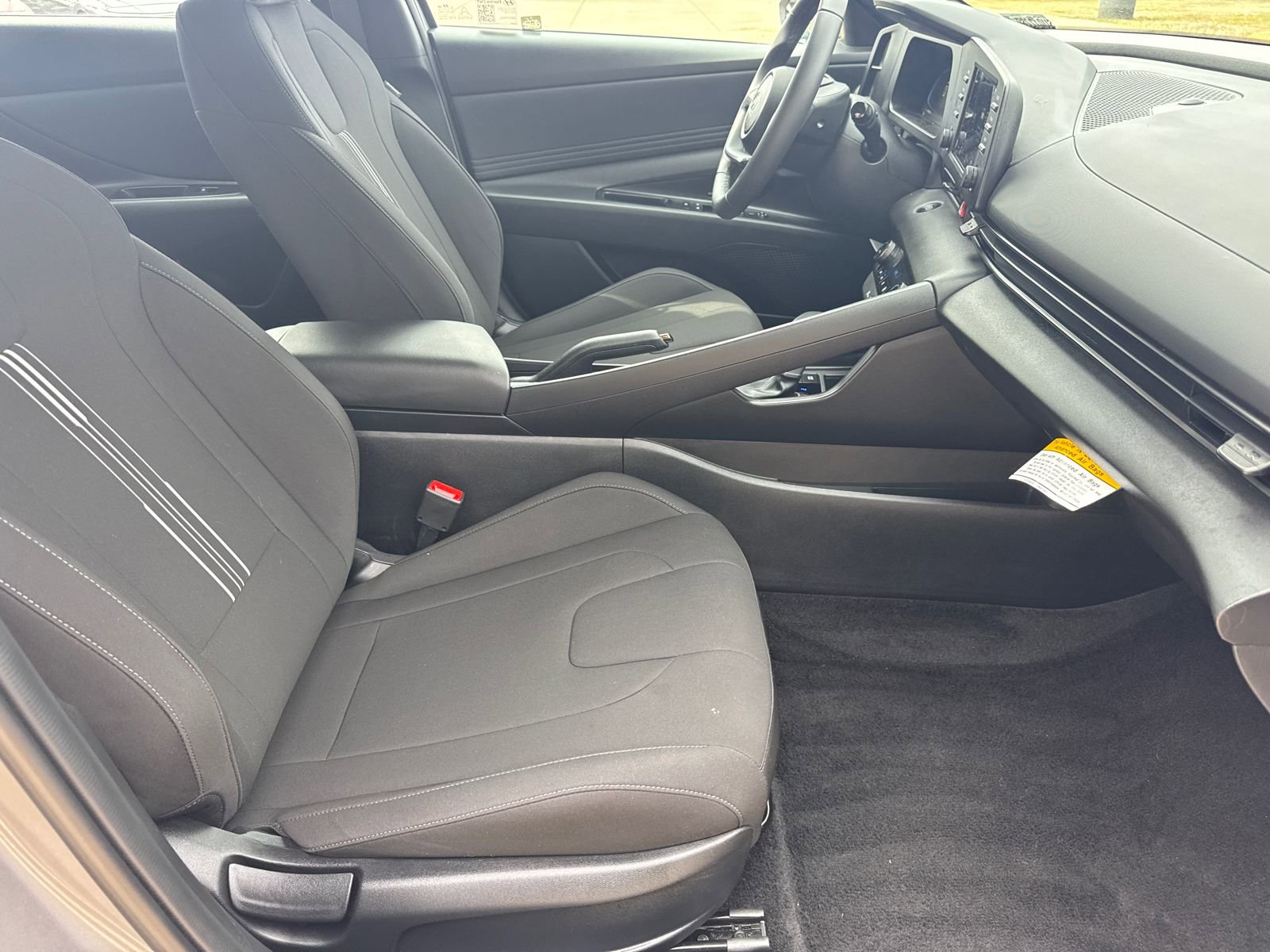 Certified 2025 Hyundai Elantra Sport FWD image 13