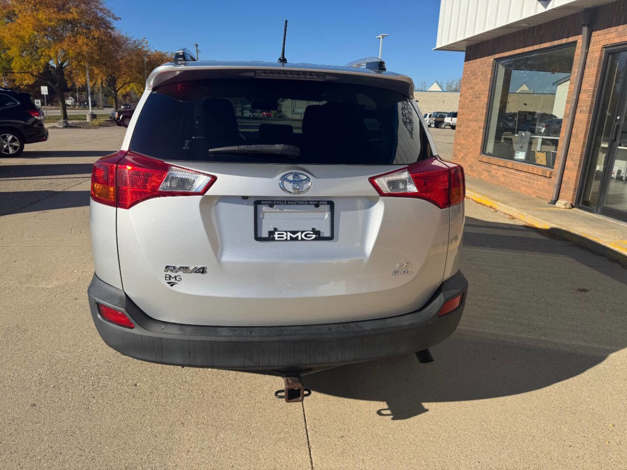Used 2014 Toyota RAV4 LE image 3