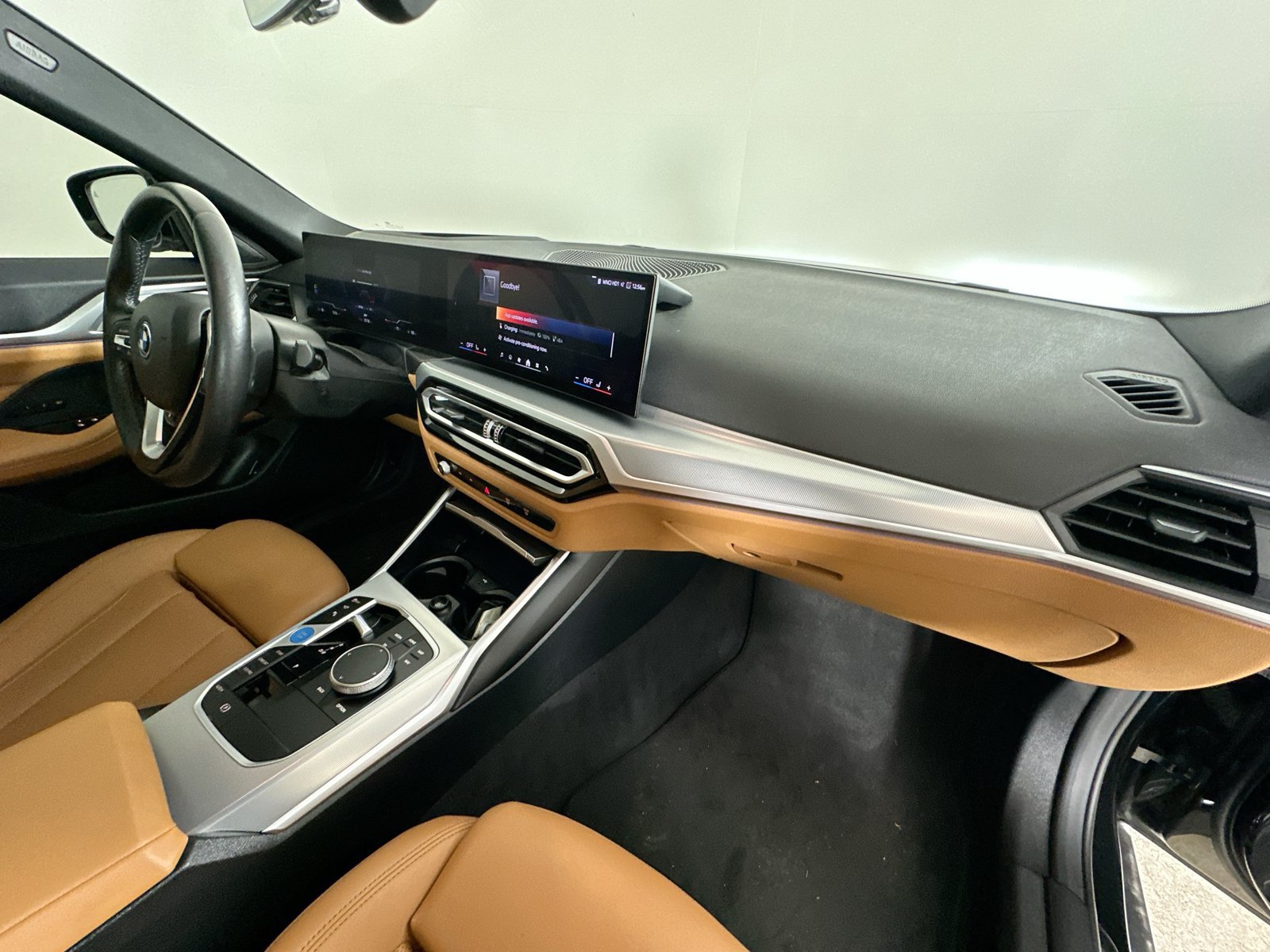 Used 2024 BMW i4 eDrive35 w/ Premium Package RWD image 46